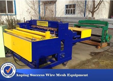 5-7mpa Tekanan Hidrolik Automatic Wire Mesh Welding Machine Untuk pagar pengukur jalan tinggi